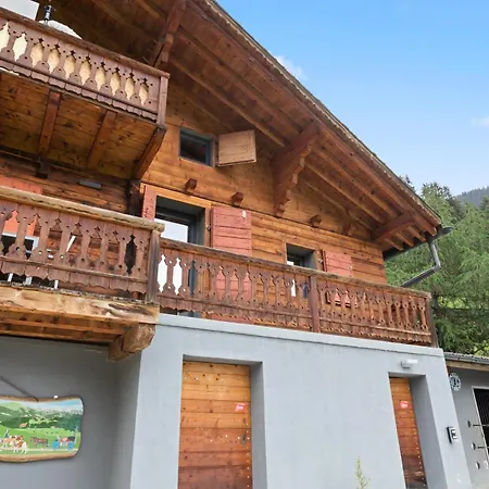 Un Petit Coin De Paradis Pour Les Fans D'animaux Apartman Troistorrents